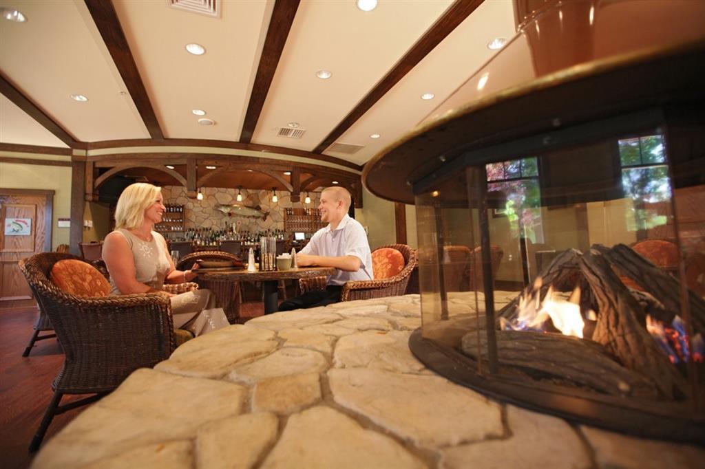 Stonewall Resort Roanoke Restoran fotoğraf